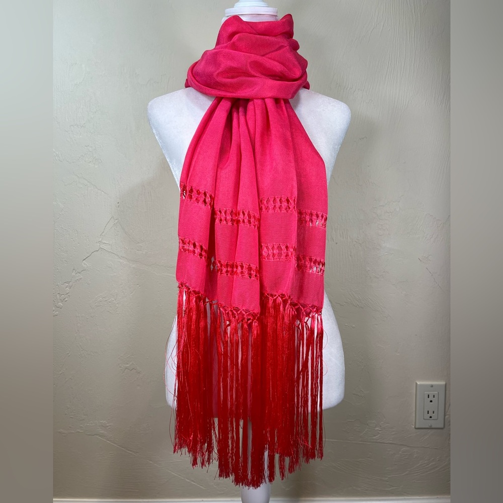 Scraf/Shawl/wrap - Picture 4 of 12